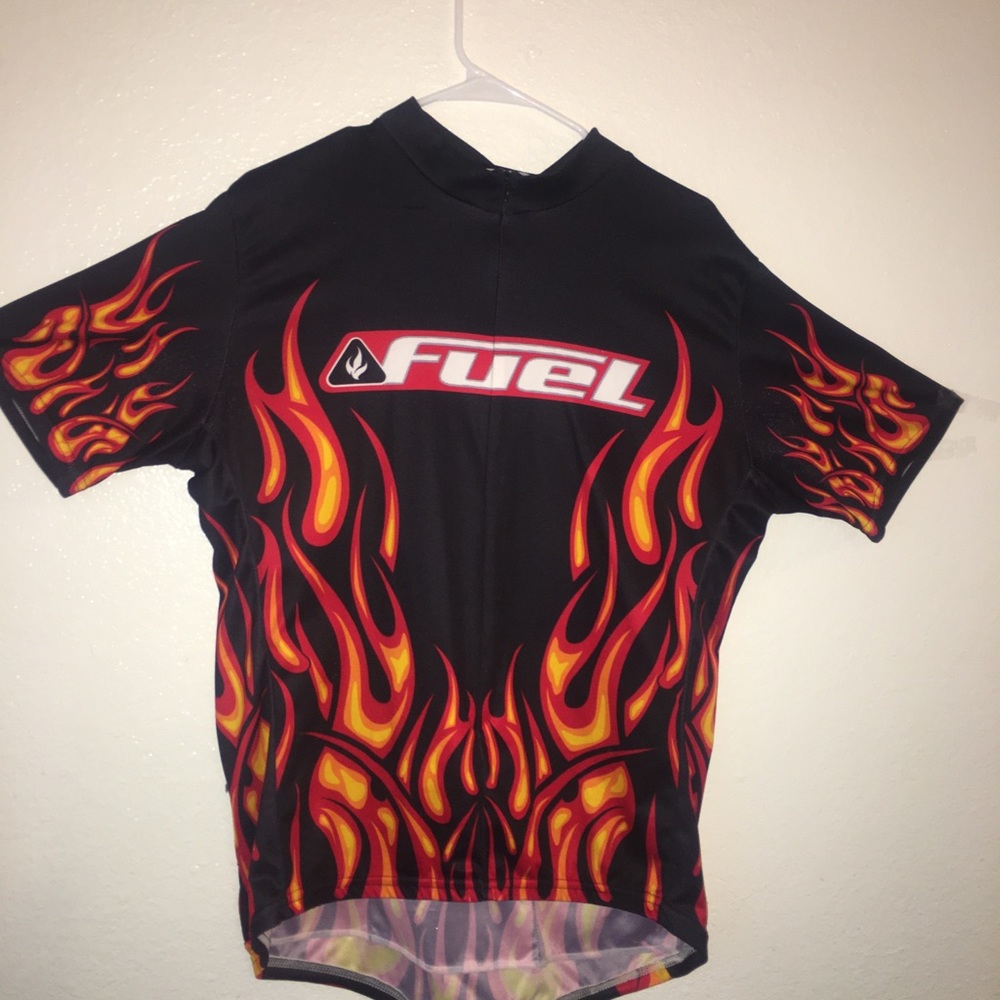 Trek fuel short sleeve three-quarter zip.